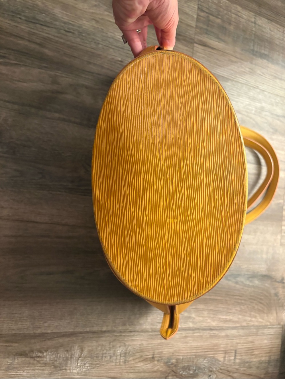 Louis Vuitton Saint Jacques Yellow Bag - Picture 2 of 6